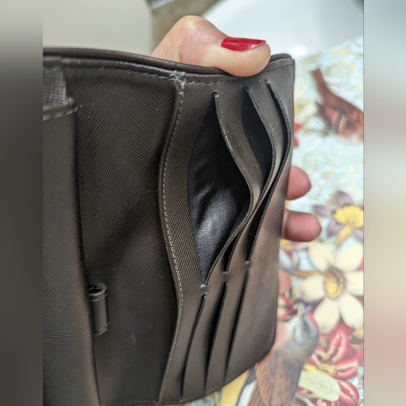 Louis Vuitton mini lin international wallet - Picture 10 of 14